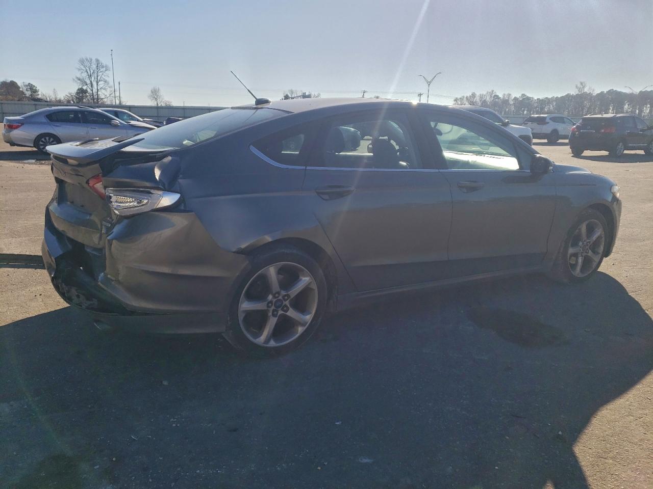 2014 FORD FUSION SE photo 3