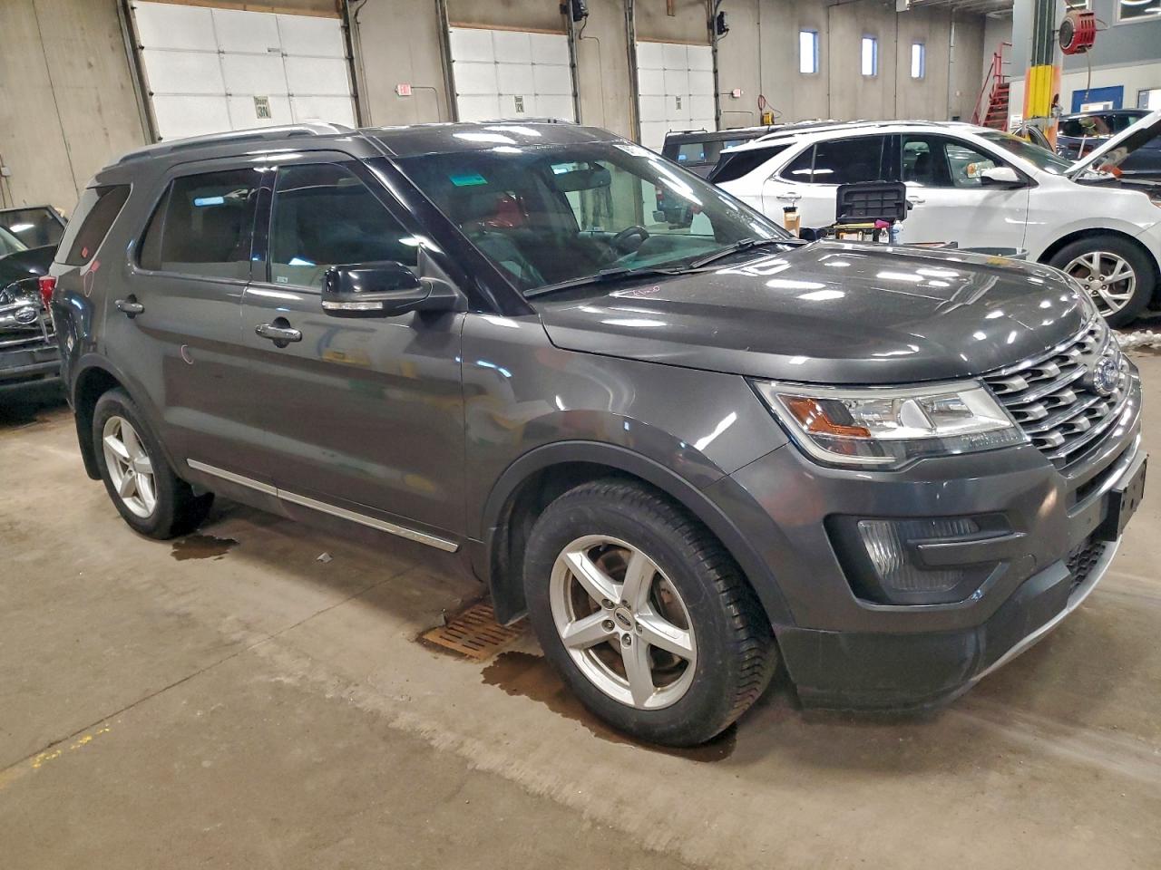 2016 FORD EXPLORER XLT photo 7