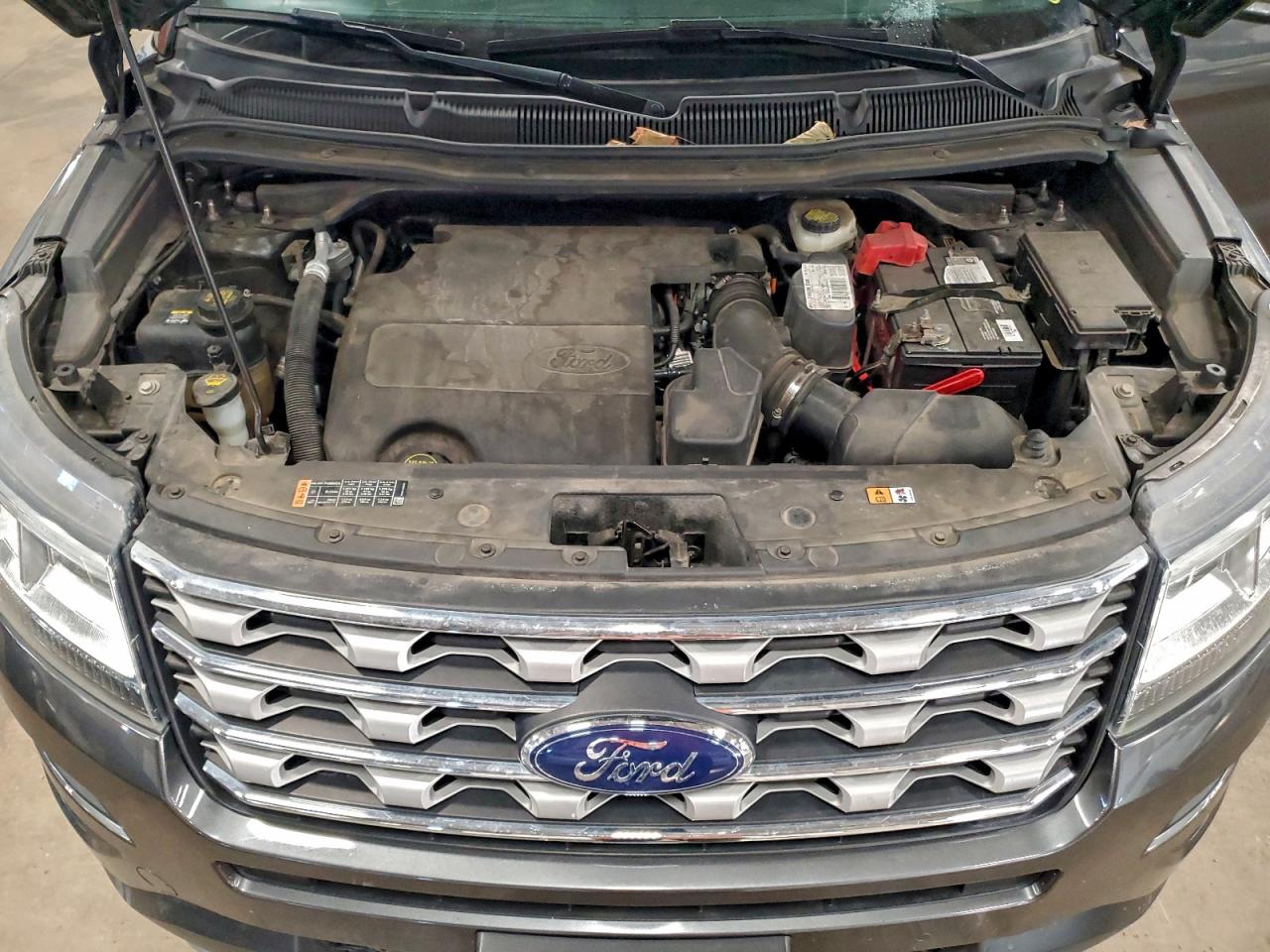 2016 FORD EXPLORER XLT photo 23