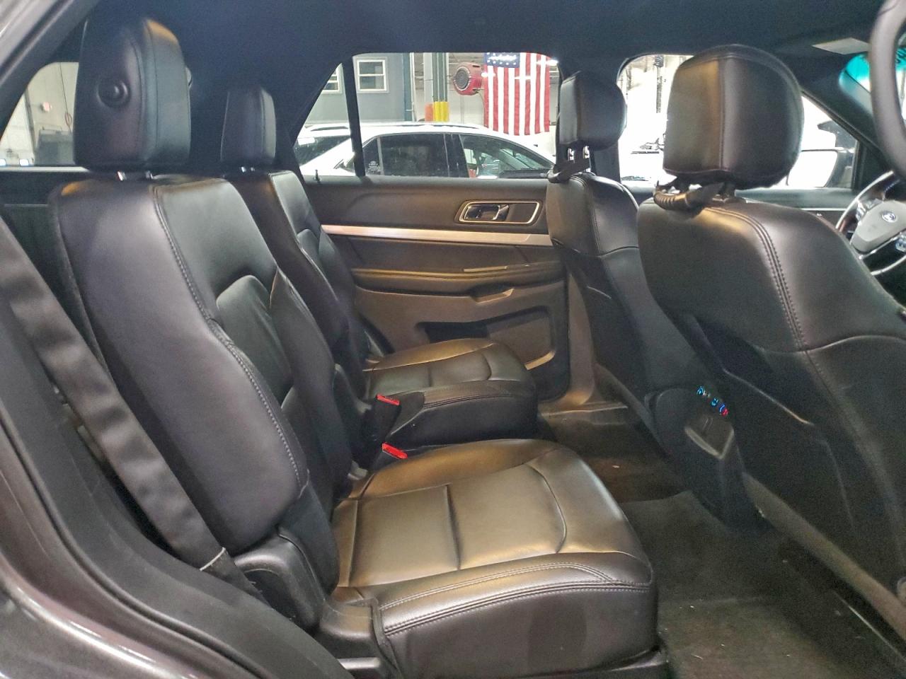 2016 FORD EXPLORER XLT photo 21