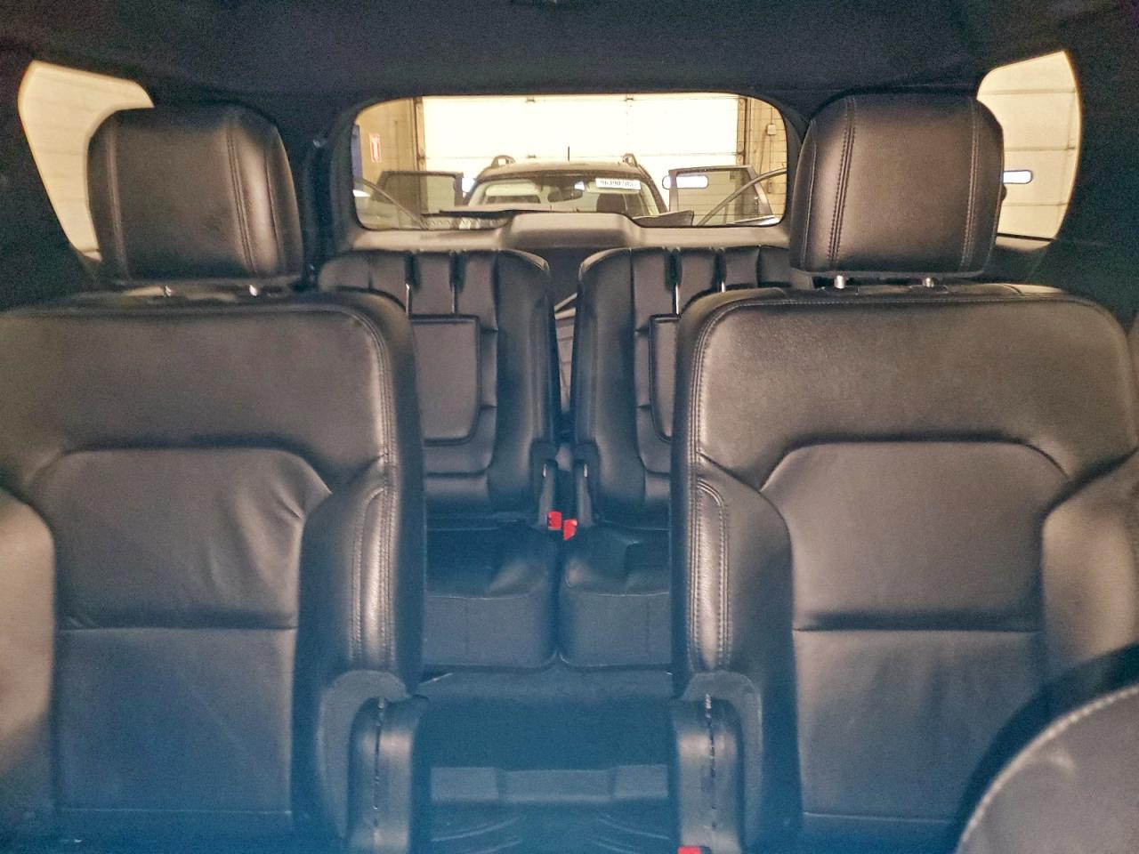 2016 FORD EXPLORER XLT photo 19