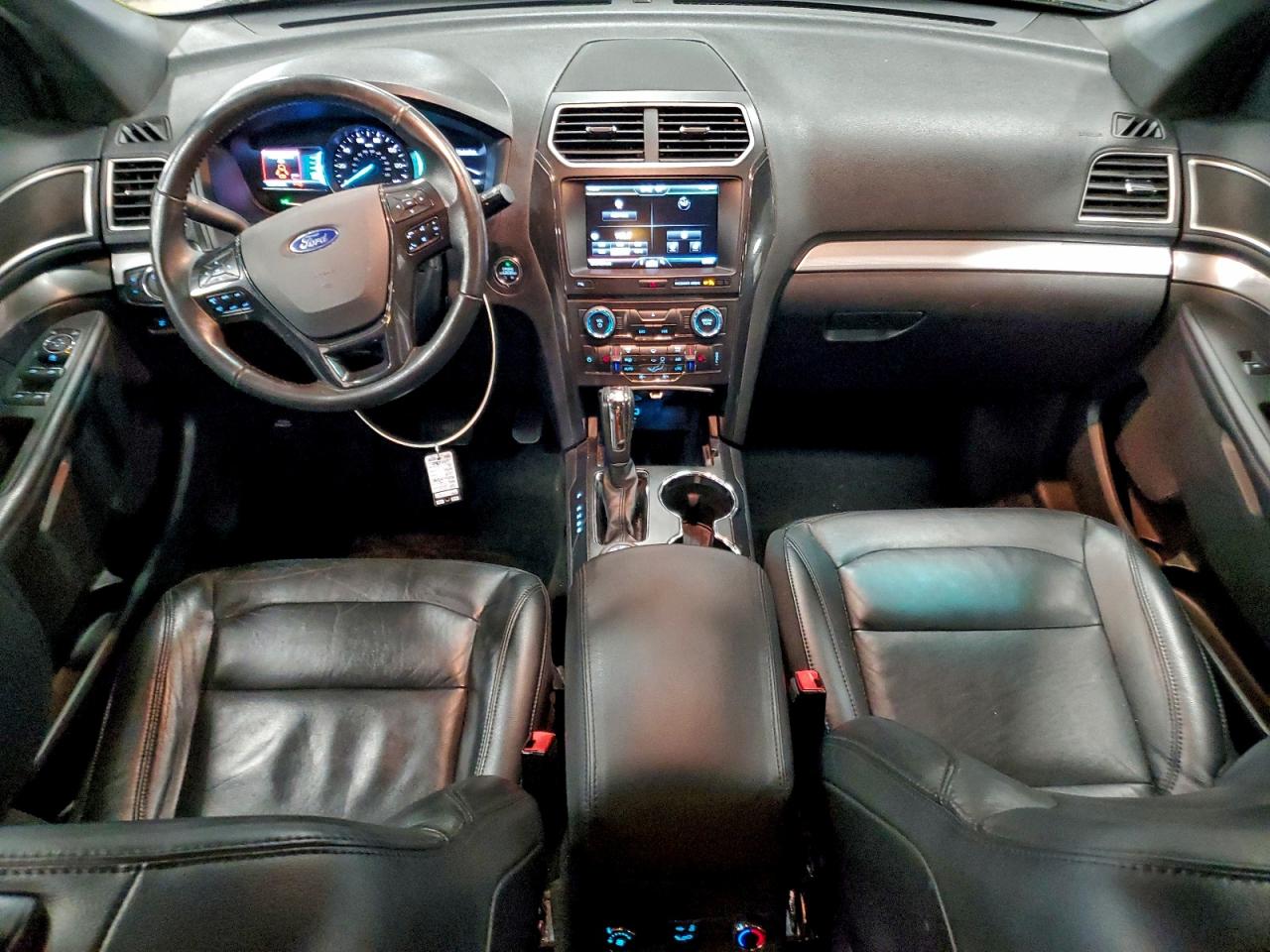 2016 FORD EXPLORER XLT photo 15