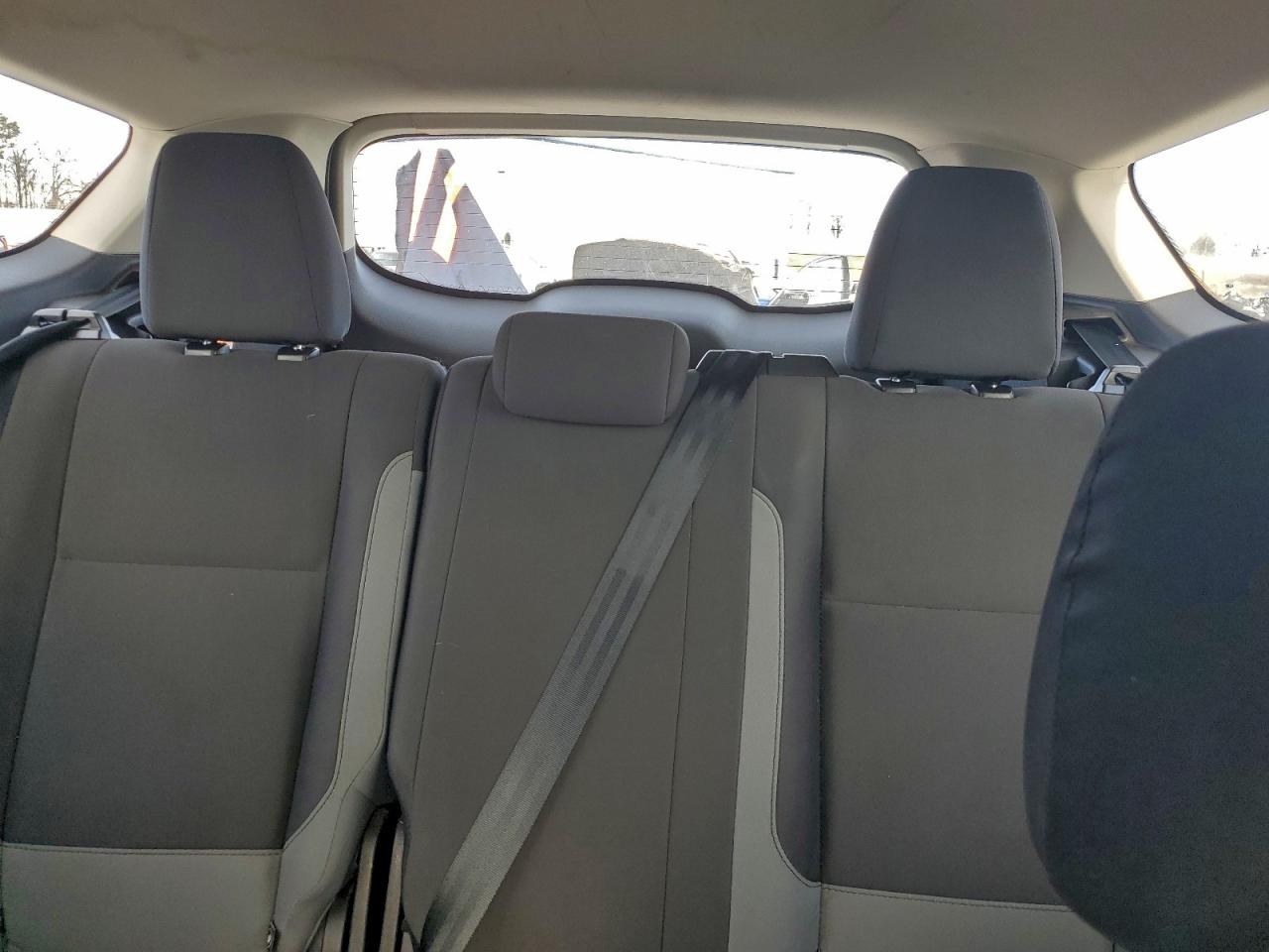 2016 FORD ESCAPE S photo 28