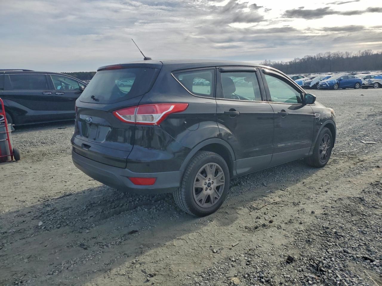 2016 FORD ESCAPE S photo 7