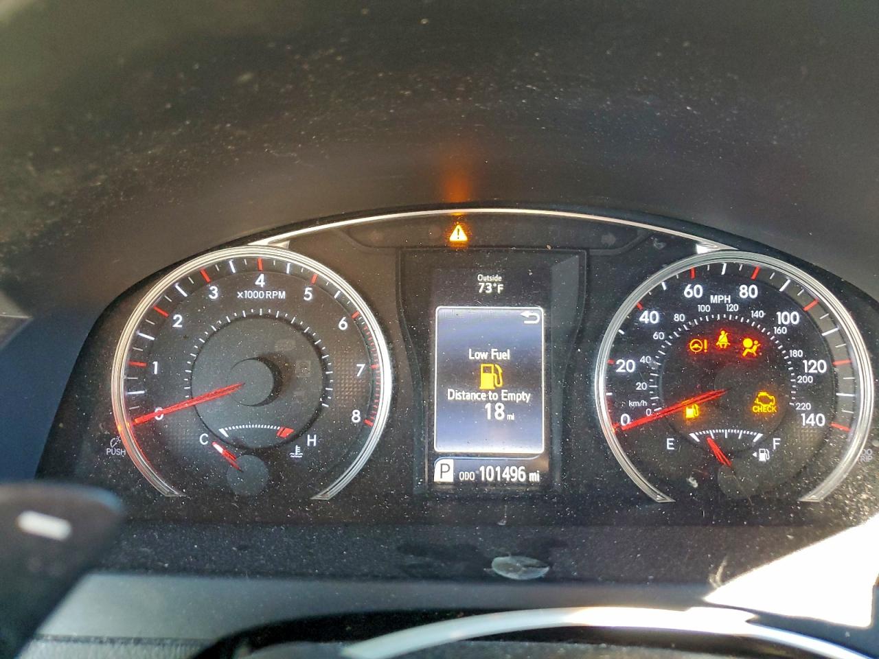 2016 TOYOTA CAMRY LE photo 17