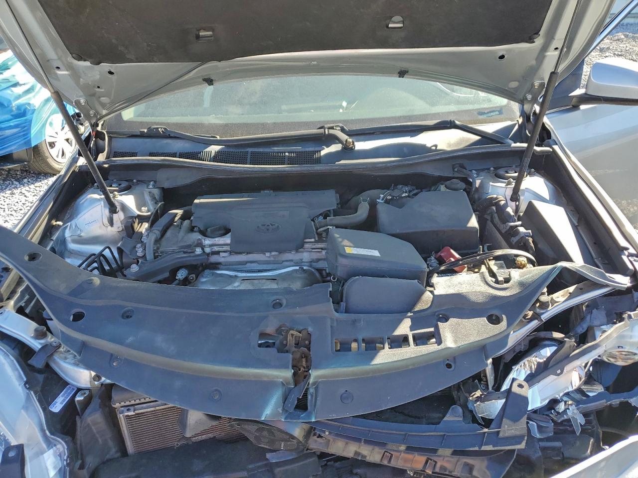 2016 TOYOTA CAMRY LE photo 21