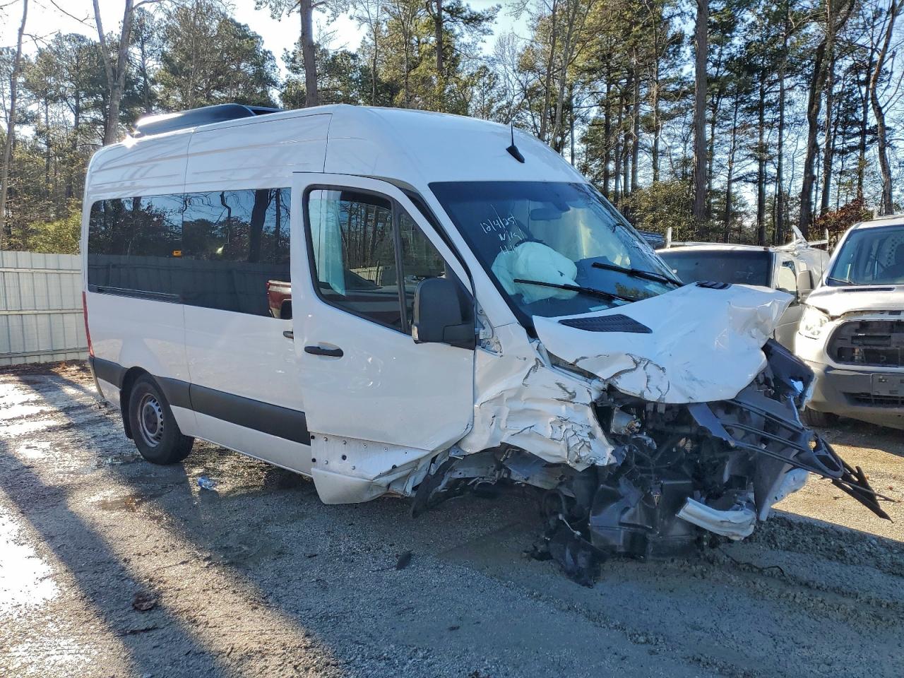 2024 MERCEDES-BENZ SPRINTER 2500 photo 7