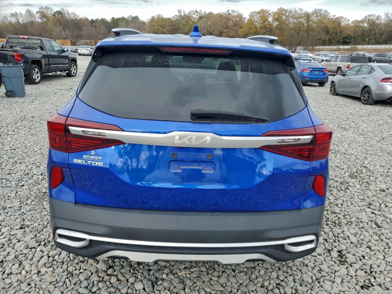 2023 KIA SELTOS S photo 6