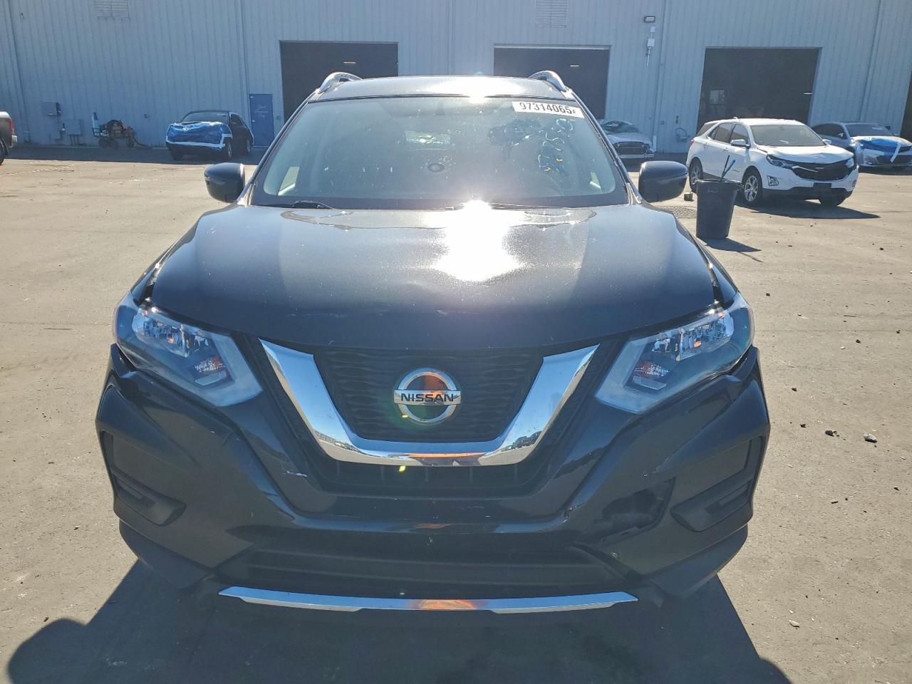 2018 NISSAN ROGUE S photo 5