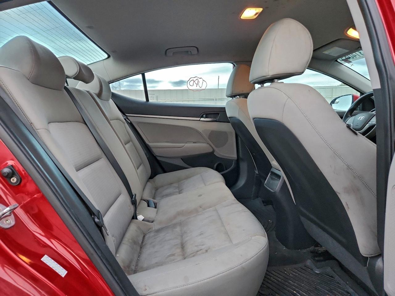 2017 HYUNDAI ELANTRA SE photo 10