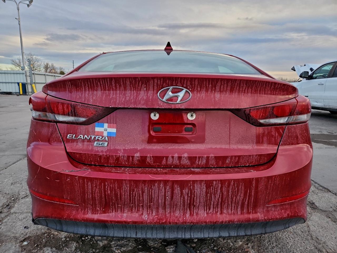 2017 HYUNDAI ELANTRA SE photo 6
