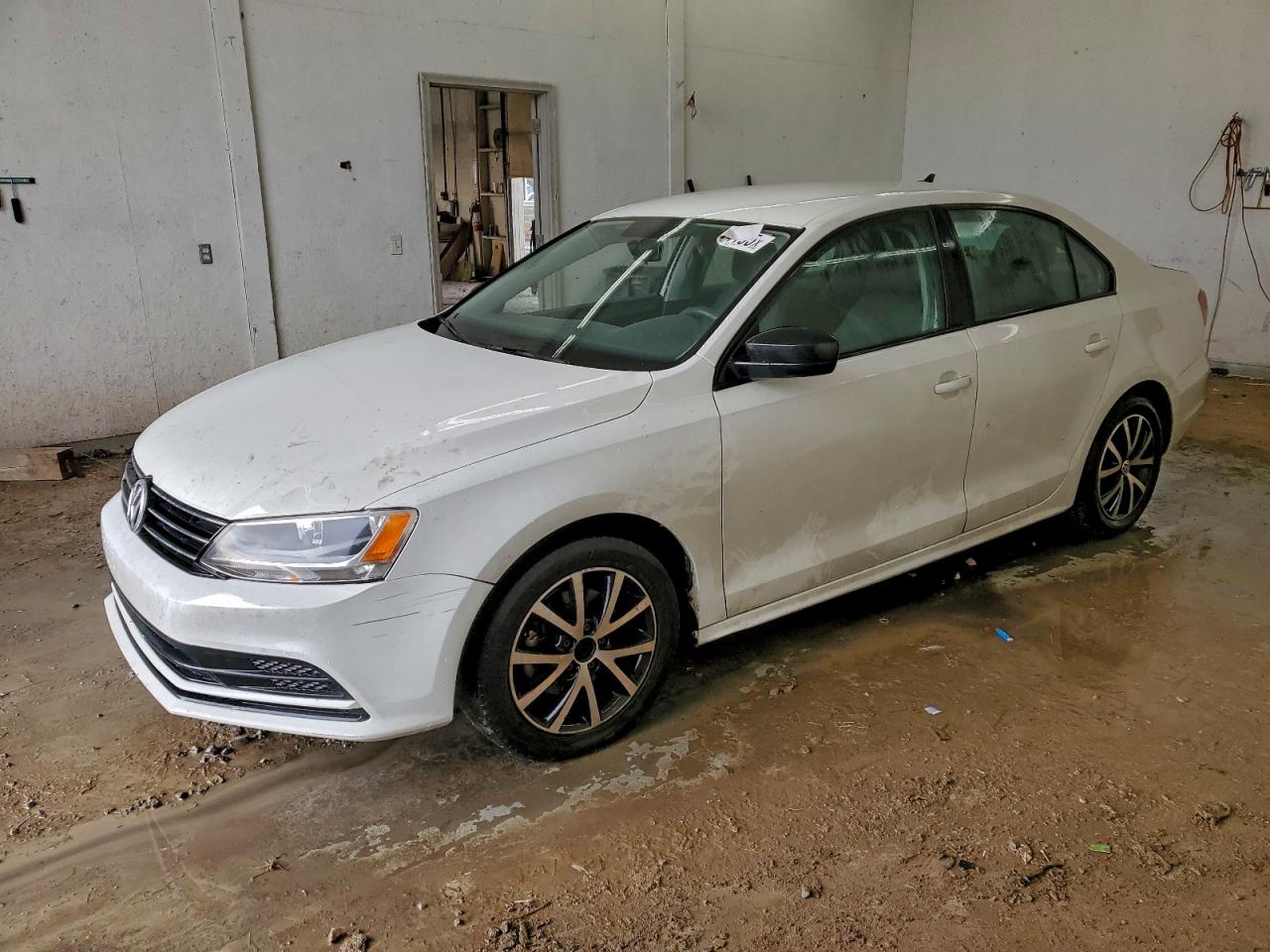 2016 VOLKSWAGEN JETTA
