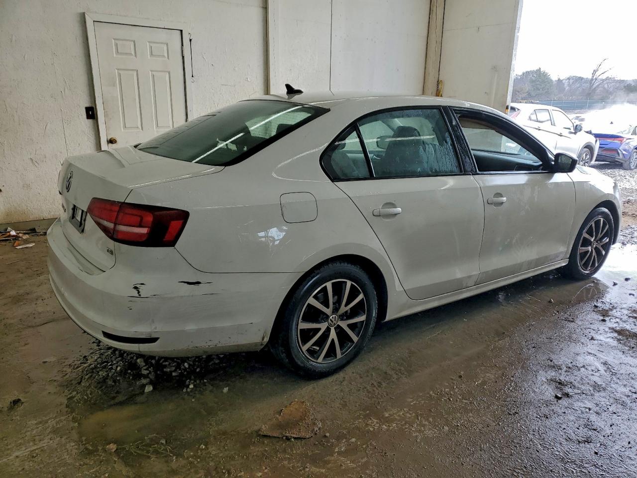 2016 VOLKSWAGEN JETTA SE photo 3