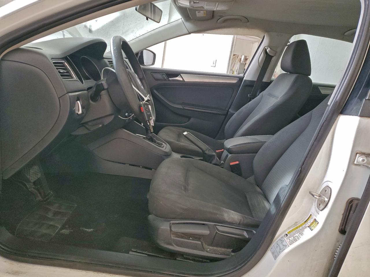2016 VOLKSWAGEN JETTA SE photo 7