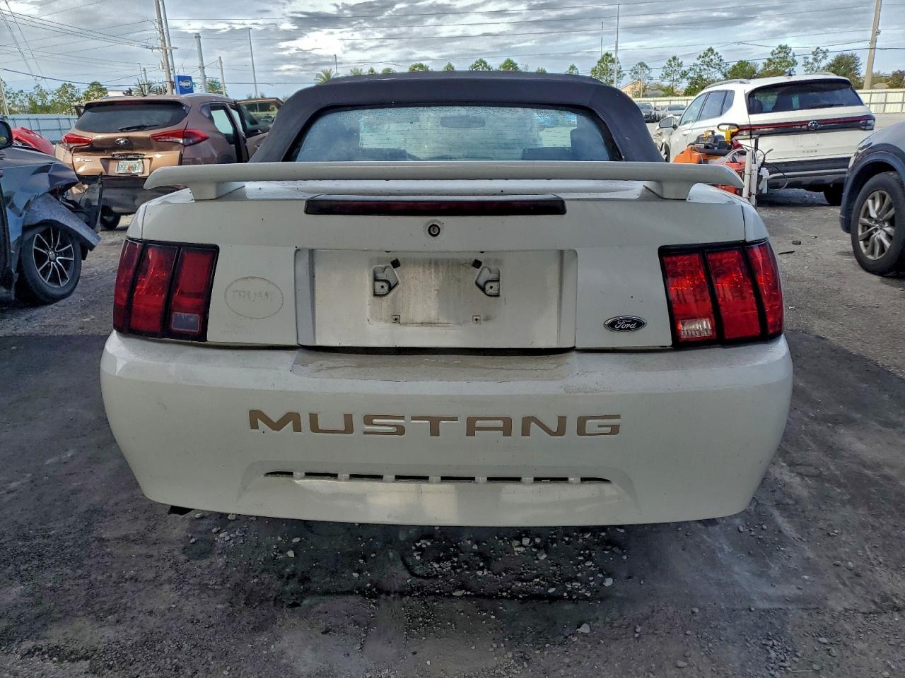2003 FORD MUSTANG photo 6