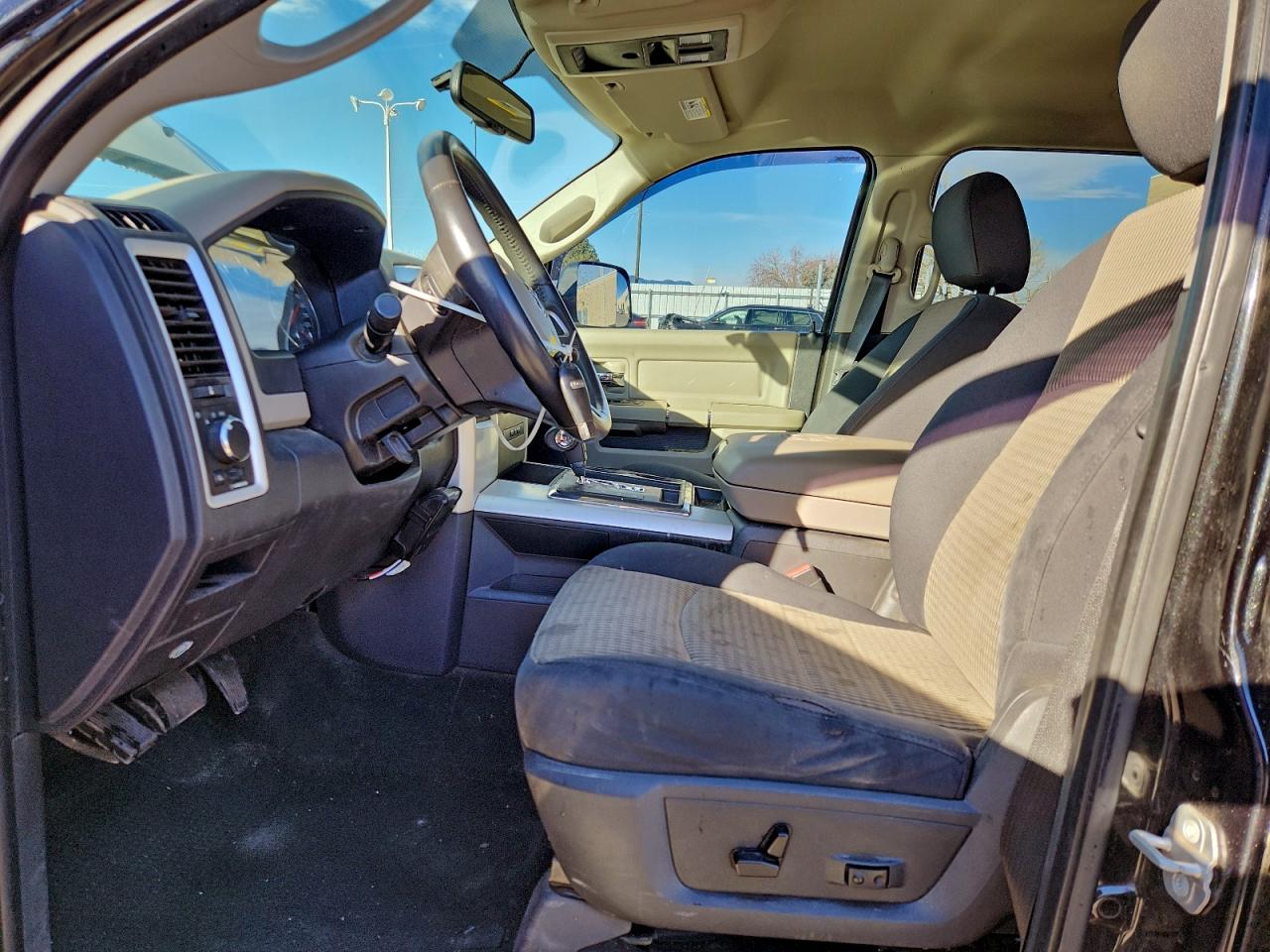 2010 DODGE RAM 1500 photo 7