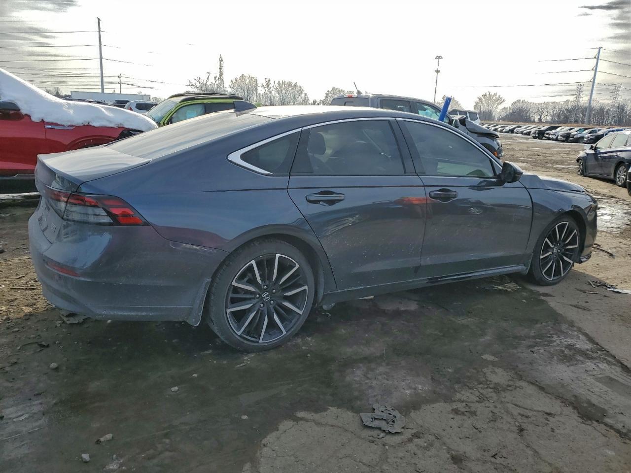 2024 HONDA ACCORD TOURING HYBRID photo 3