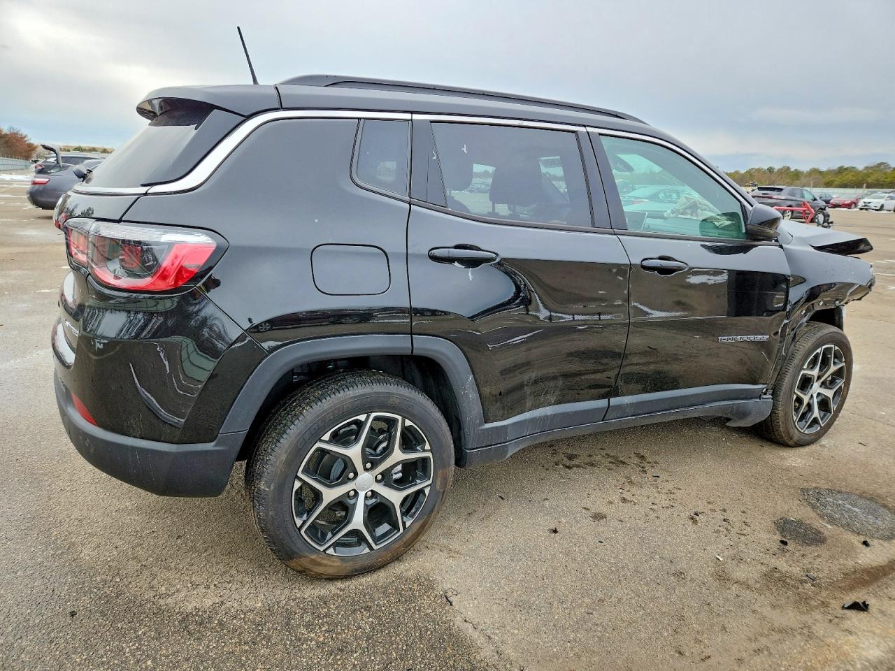 2024 JEEP COMPASS LIMITED photo 3