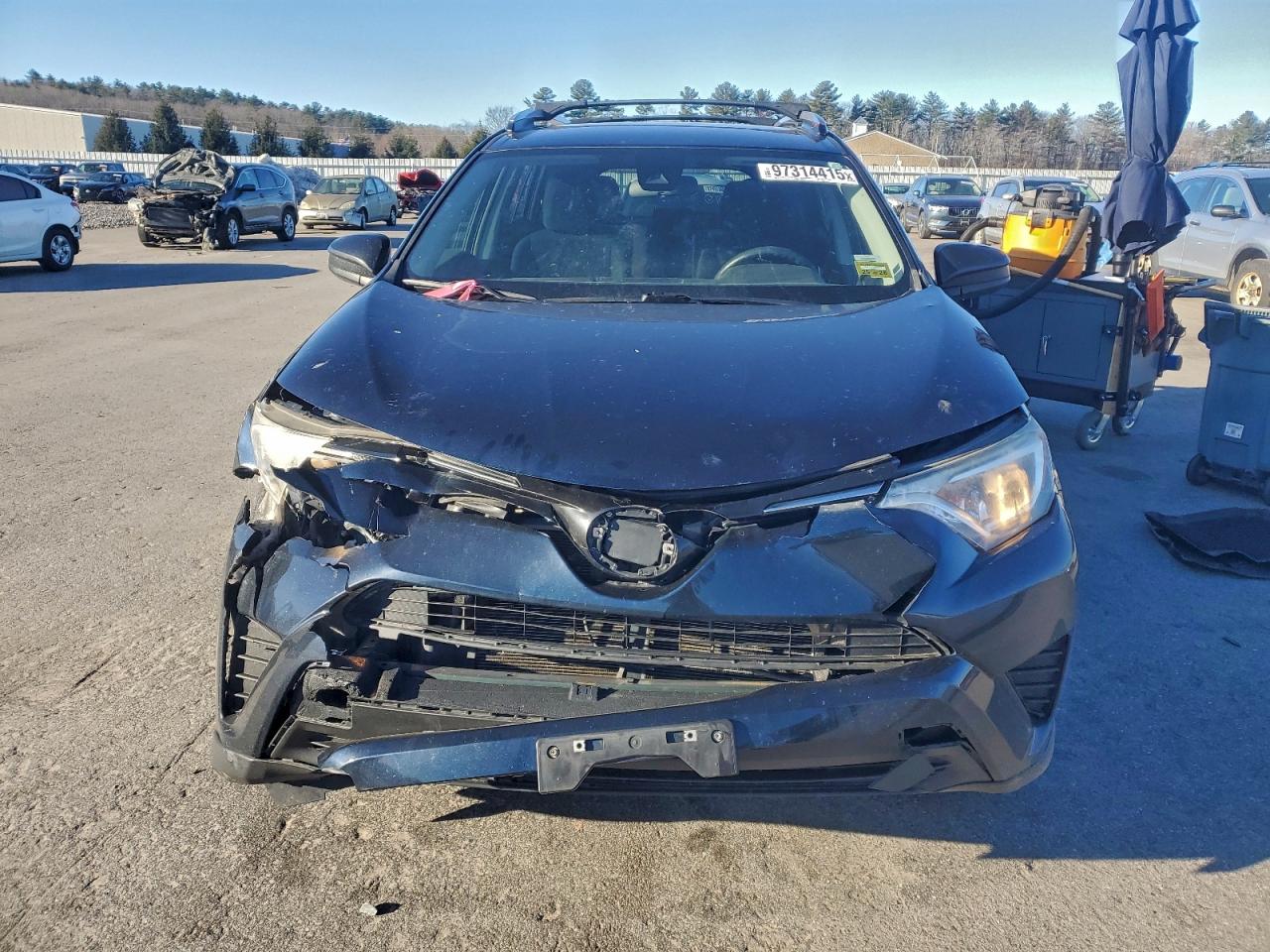2018 TOYOTA RAV4 LE photo 5