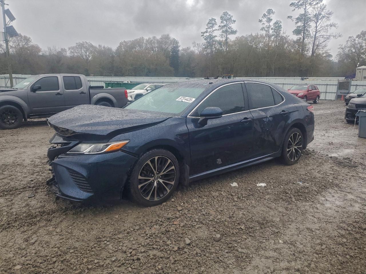 2018 TOYOTA CAMRY