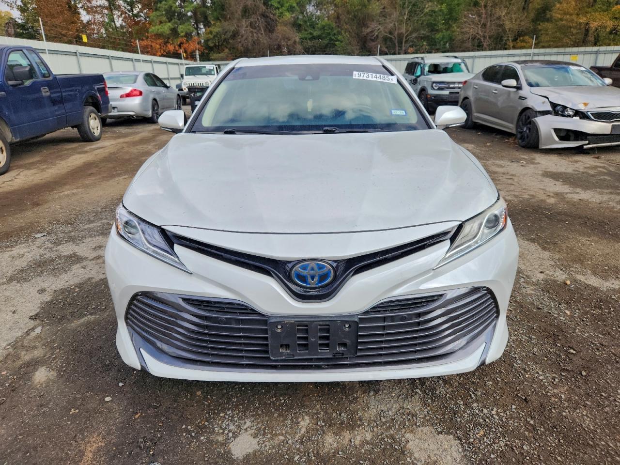 2018 TOYOTA CAMRY HYBRID photo 13