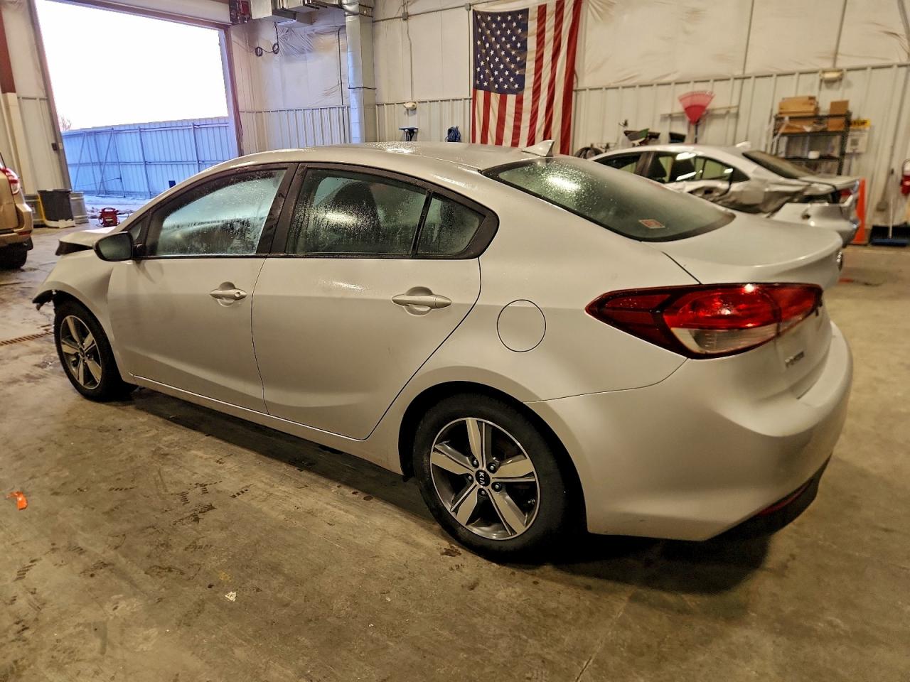 2018 KIA FORTE LX photo 3