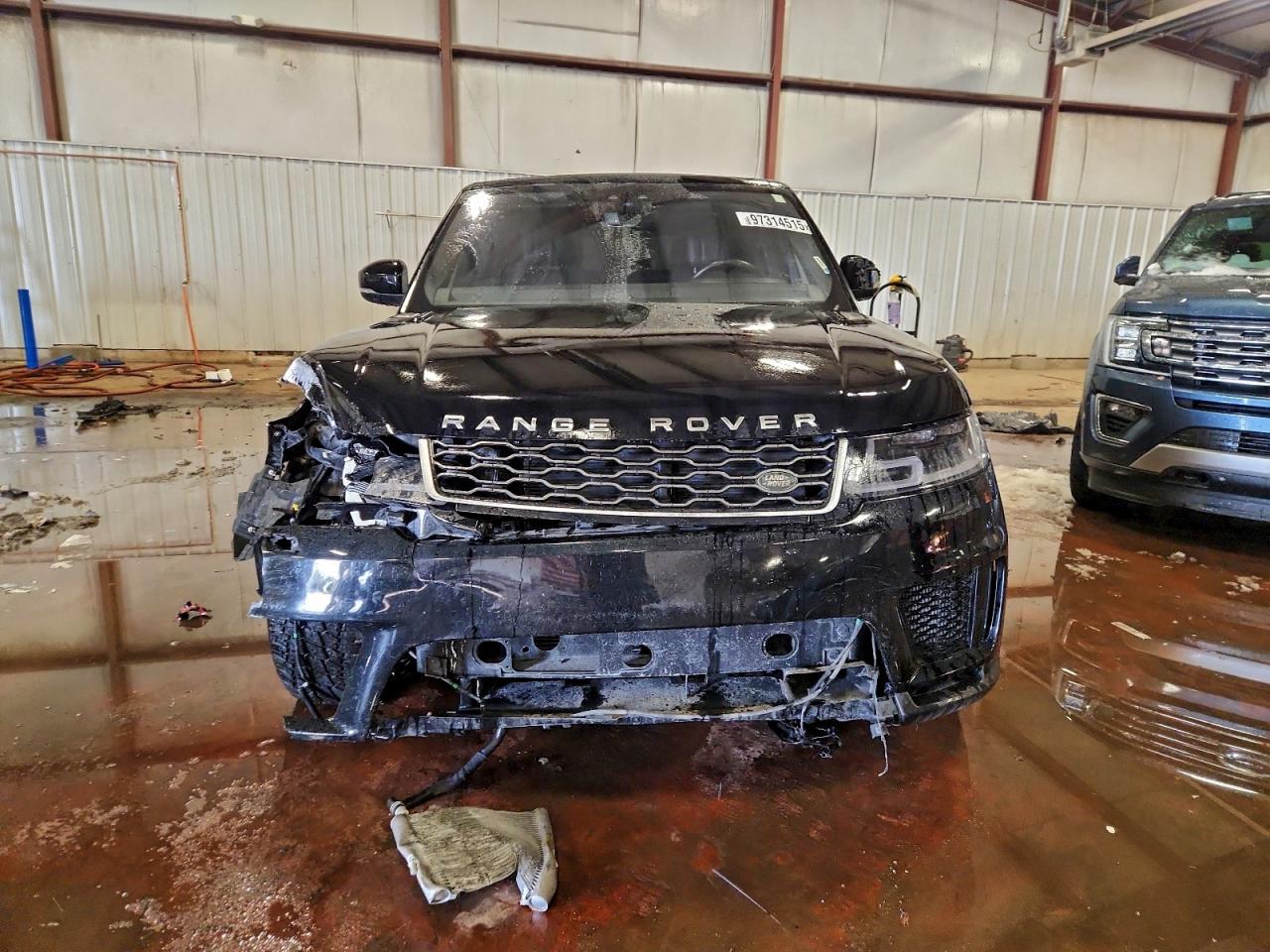 2018 LAND ROVER RANGE ROVER SPORT SE photo 13