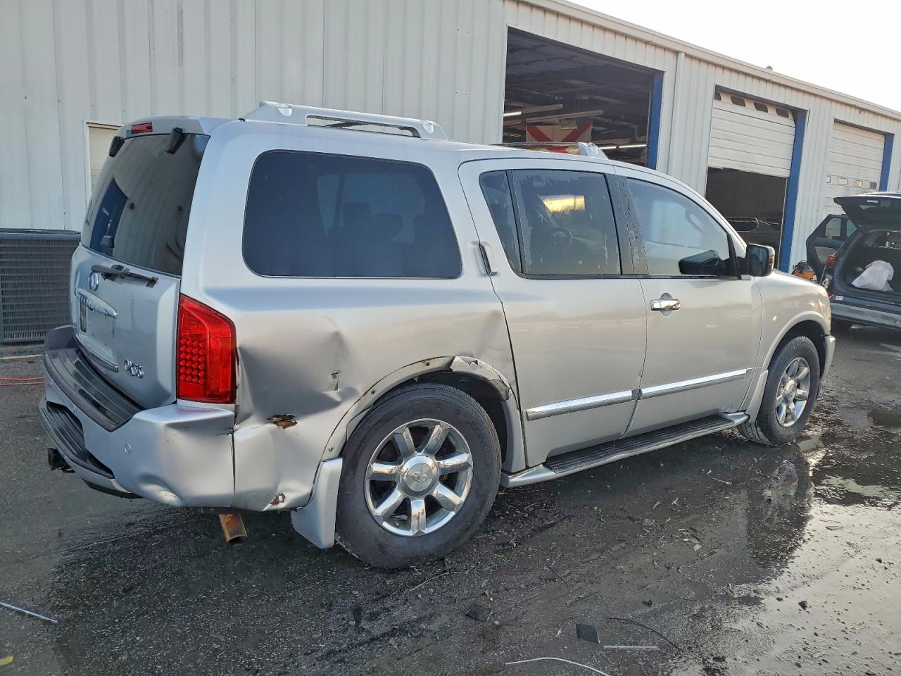 2006 INFINITI QX56 BASE photo 3