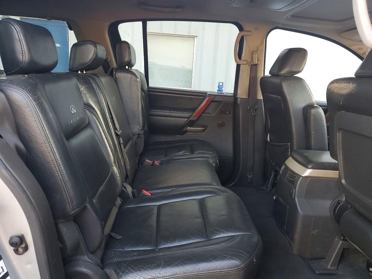 2006 INFINITI QX56 BASE photo 11