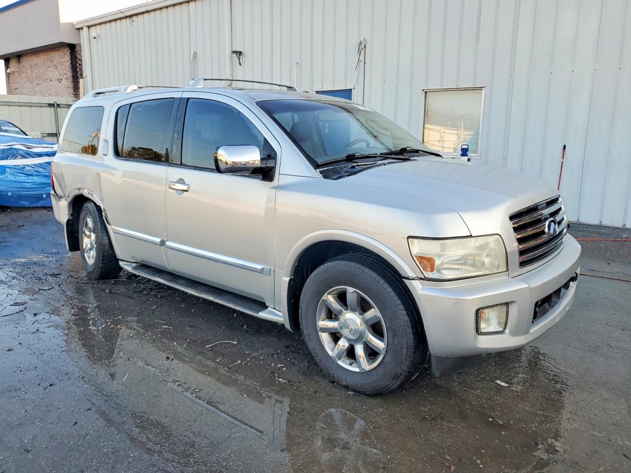 2006 INFINITI QX56 BASE photo 4
