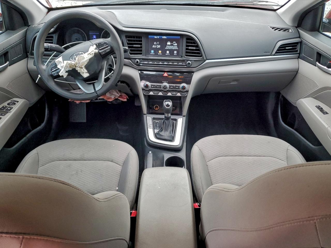 2020 HYUNDAI ELANTRA SEL photo 8