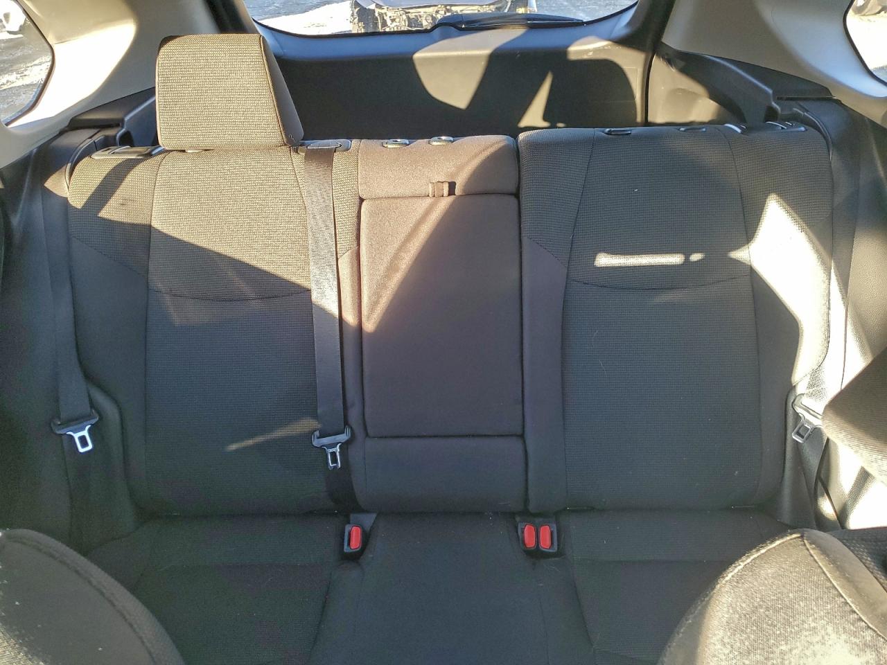 2021 TOYOTA RAV4 LE photo 10