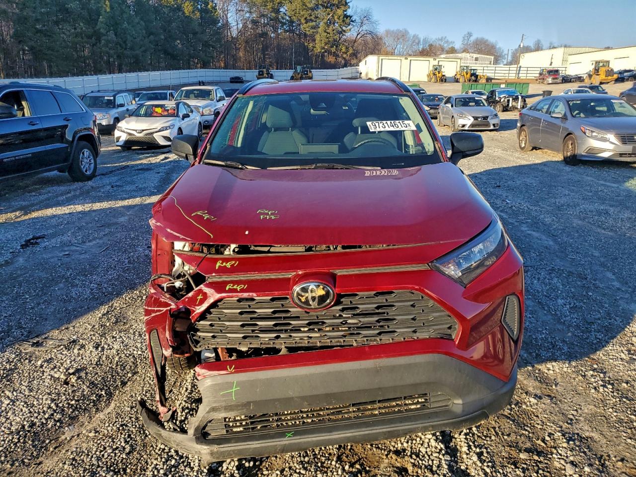 2021 TOYOTA RAV4 LE photo 5