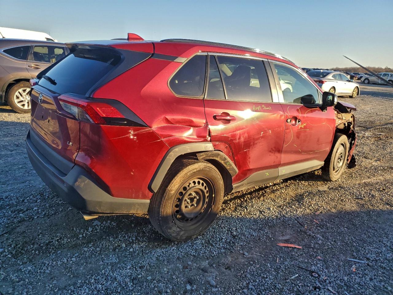 2021 TOYOTA RAV4 LE photo 3