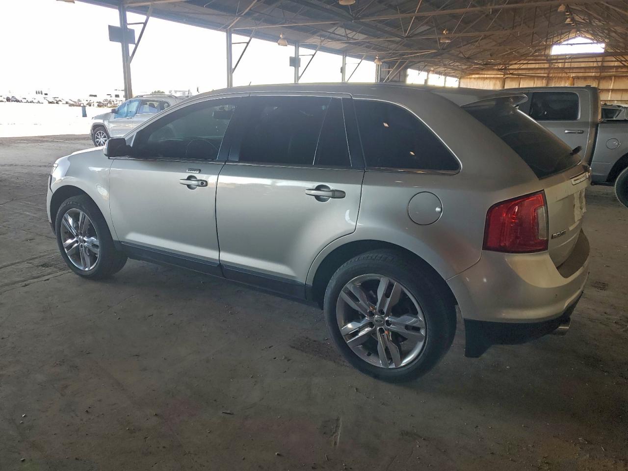 2011 FORD EDGE LIMITED photo 2