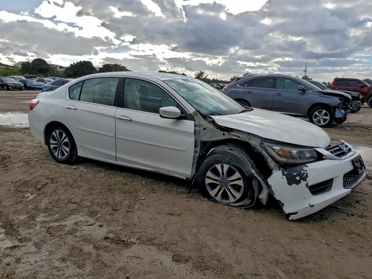 2015 HONDA ACCORD LX photo 4