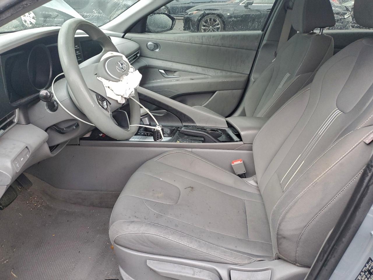 2022 HYUNDAI ELANTRA SEL photo 7