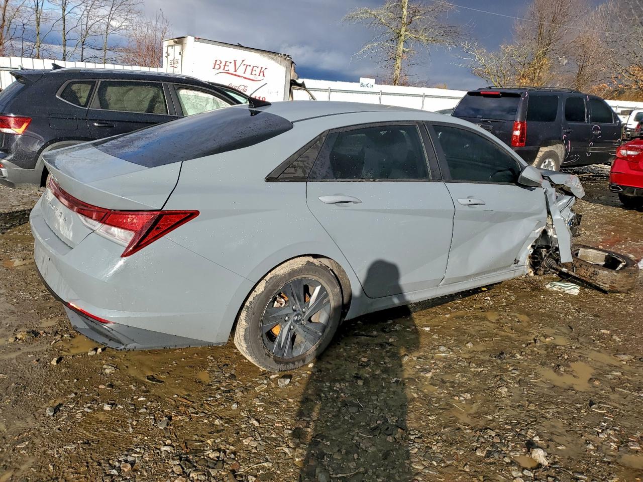 2022 HYUNDAI ELANTRA SEL photo 3