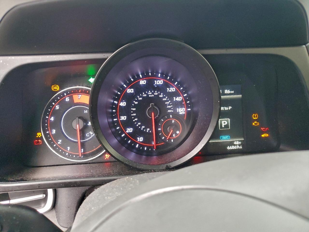 2022 HYUNDAI ELANTRA SEL photo 9