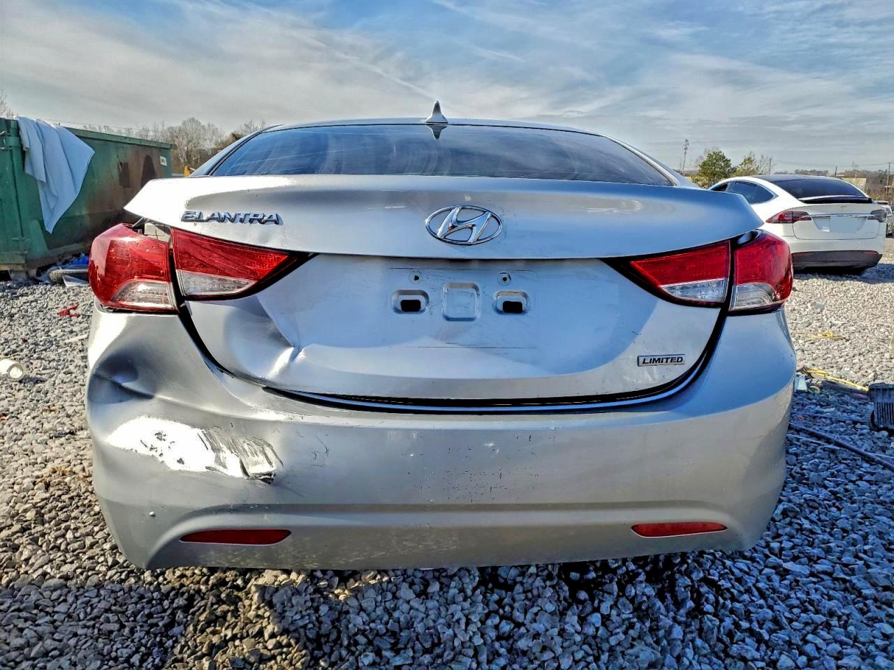 2013 HYUNDAI ELANTRA GLS photo 11