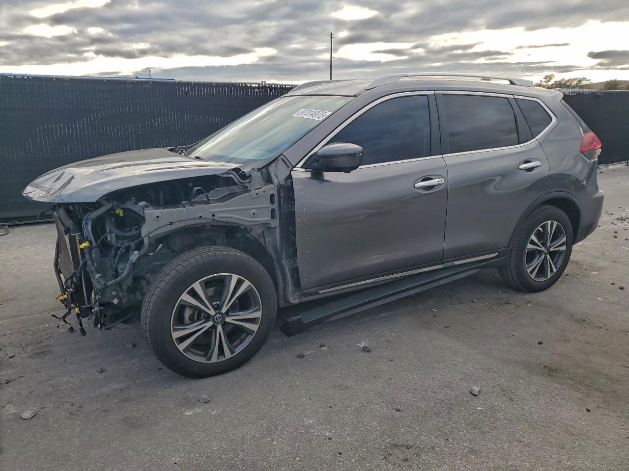 2018 NISSAN ROGUE