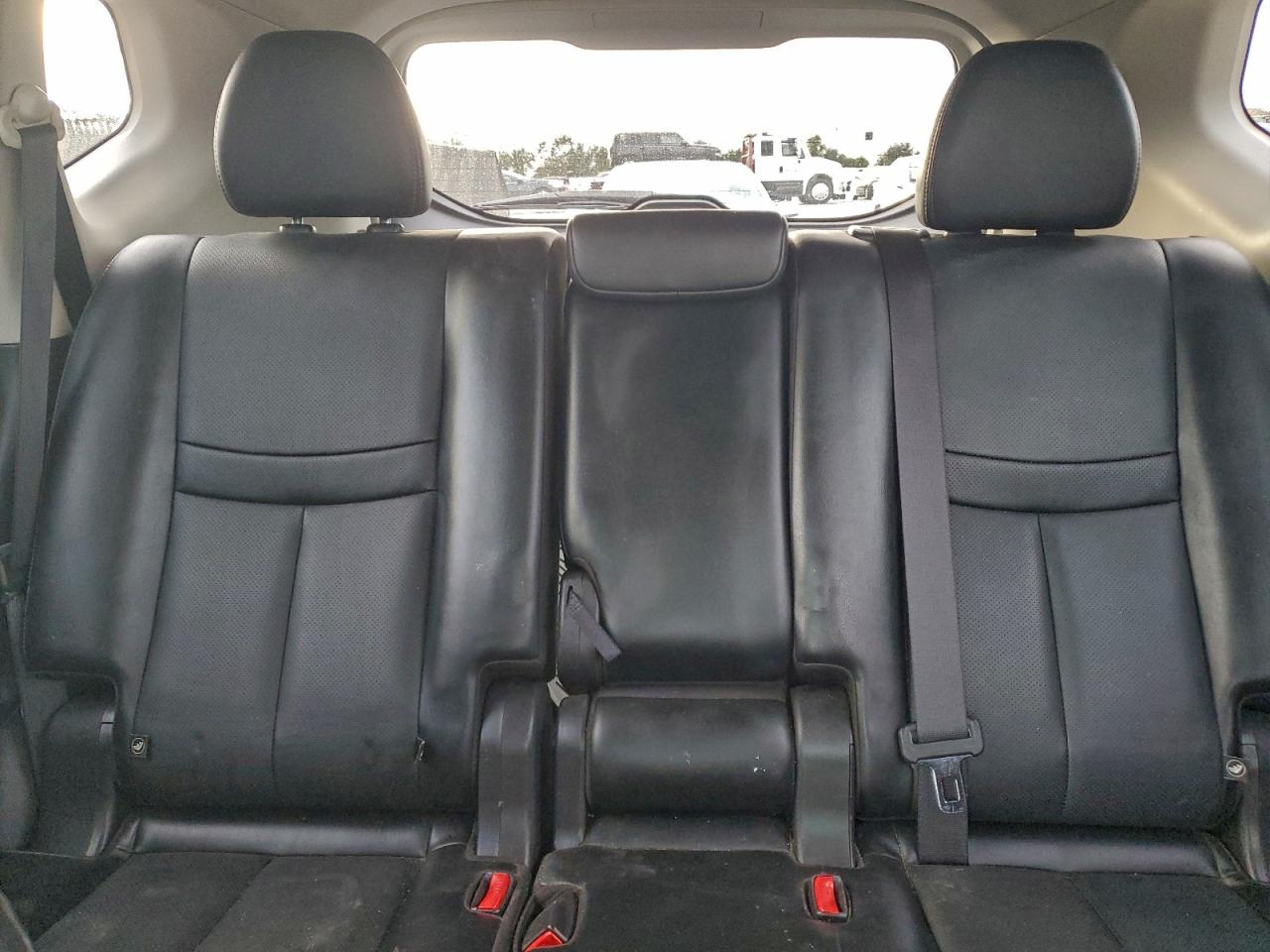 2018 NISSAN ROGUE S photo 19