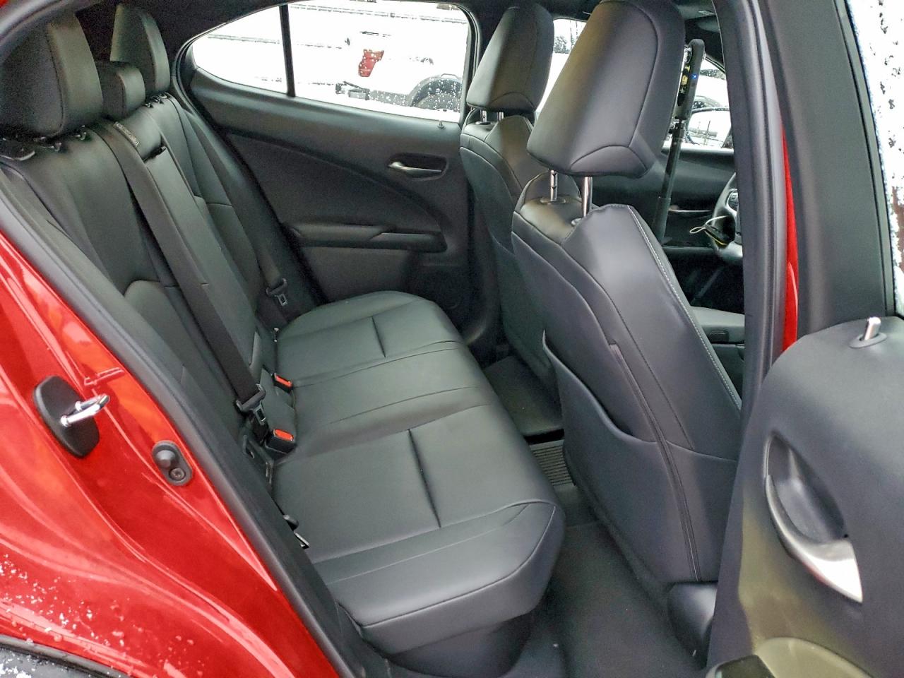 2021 LEXUS UX 250H photo 21