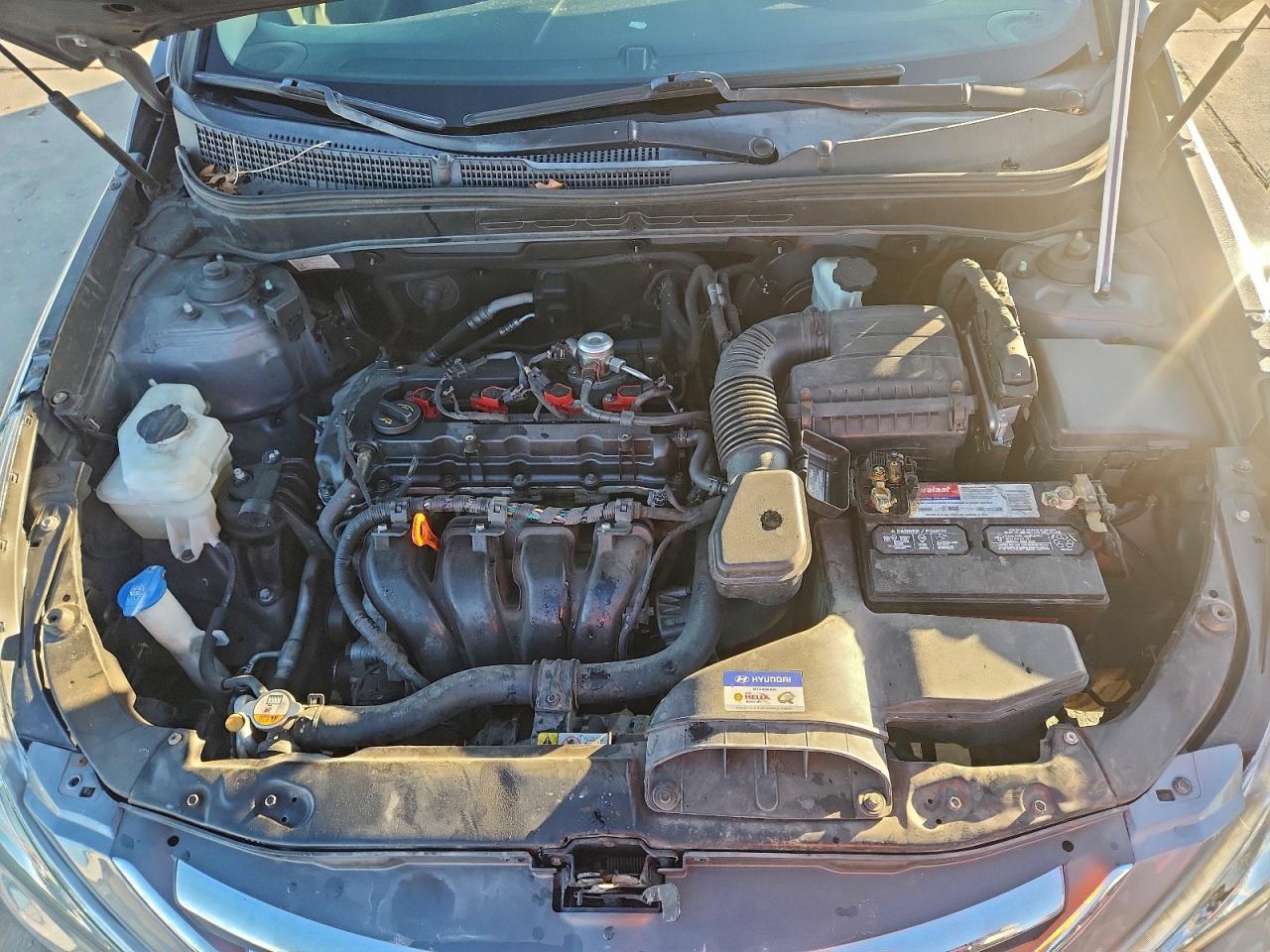 2013 HYUNDAI SONATA GLS photo 31
