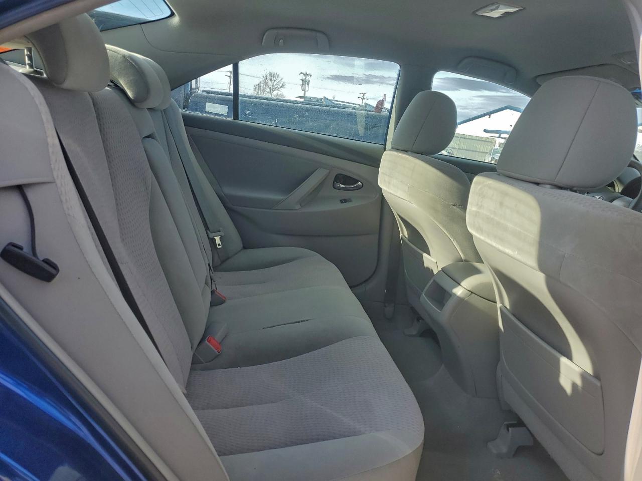 2011 TOYOTA CAMRY BASE photo 10