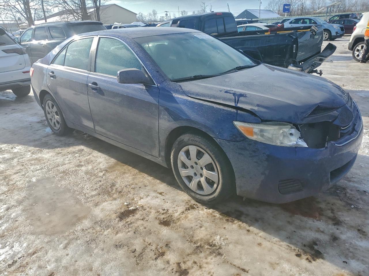 2011 TOYOTA CAMRY BASE photo 4