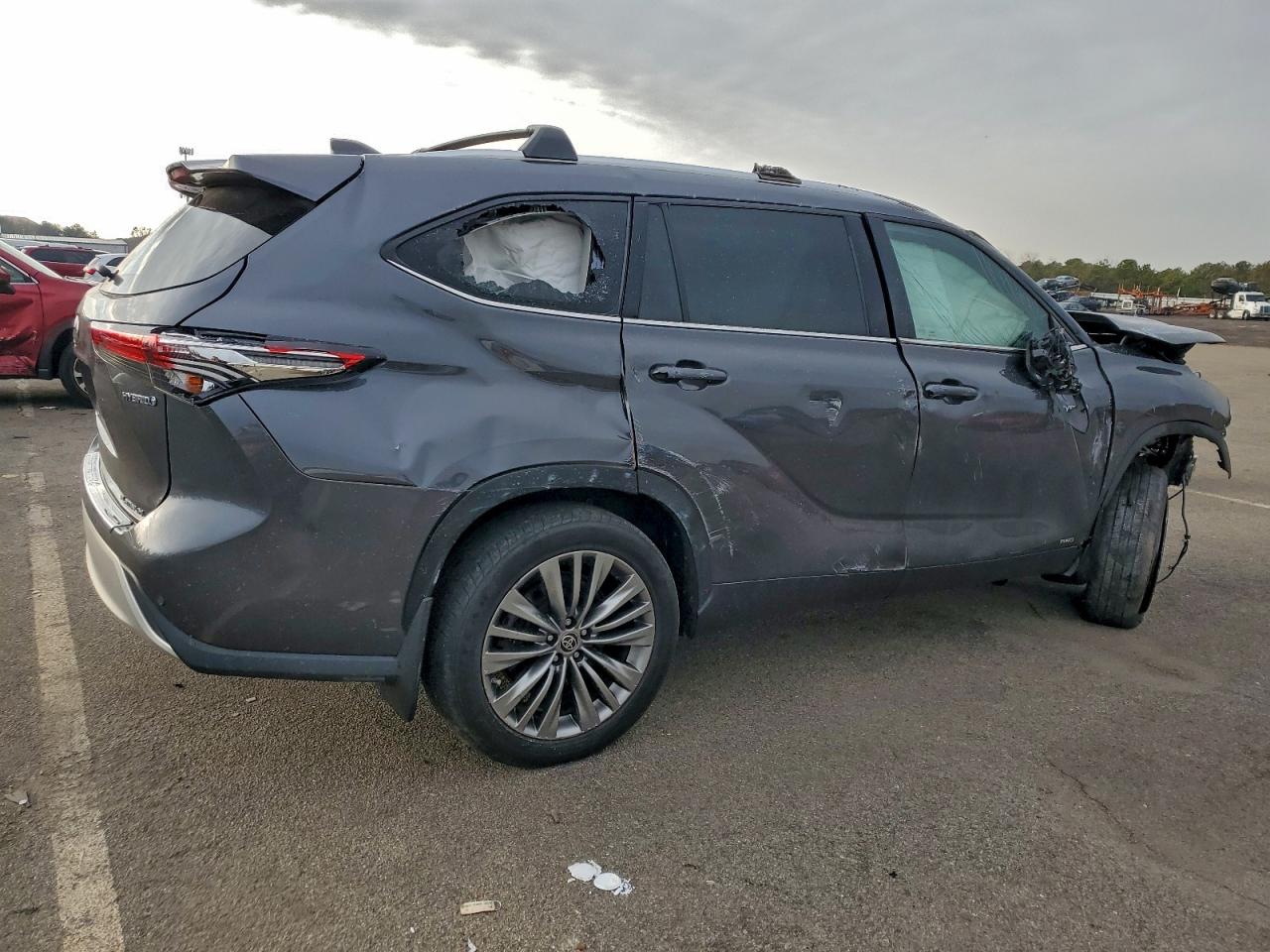 2020 TOYOTA HIGHLANDER HYBRID PLATINUM photo 3