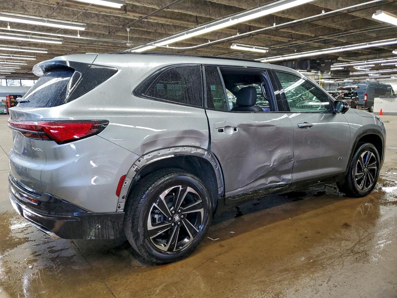 2025 BUICK ENCLAVE SPORT TOURING photo 5