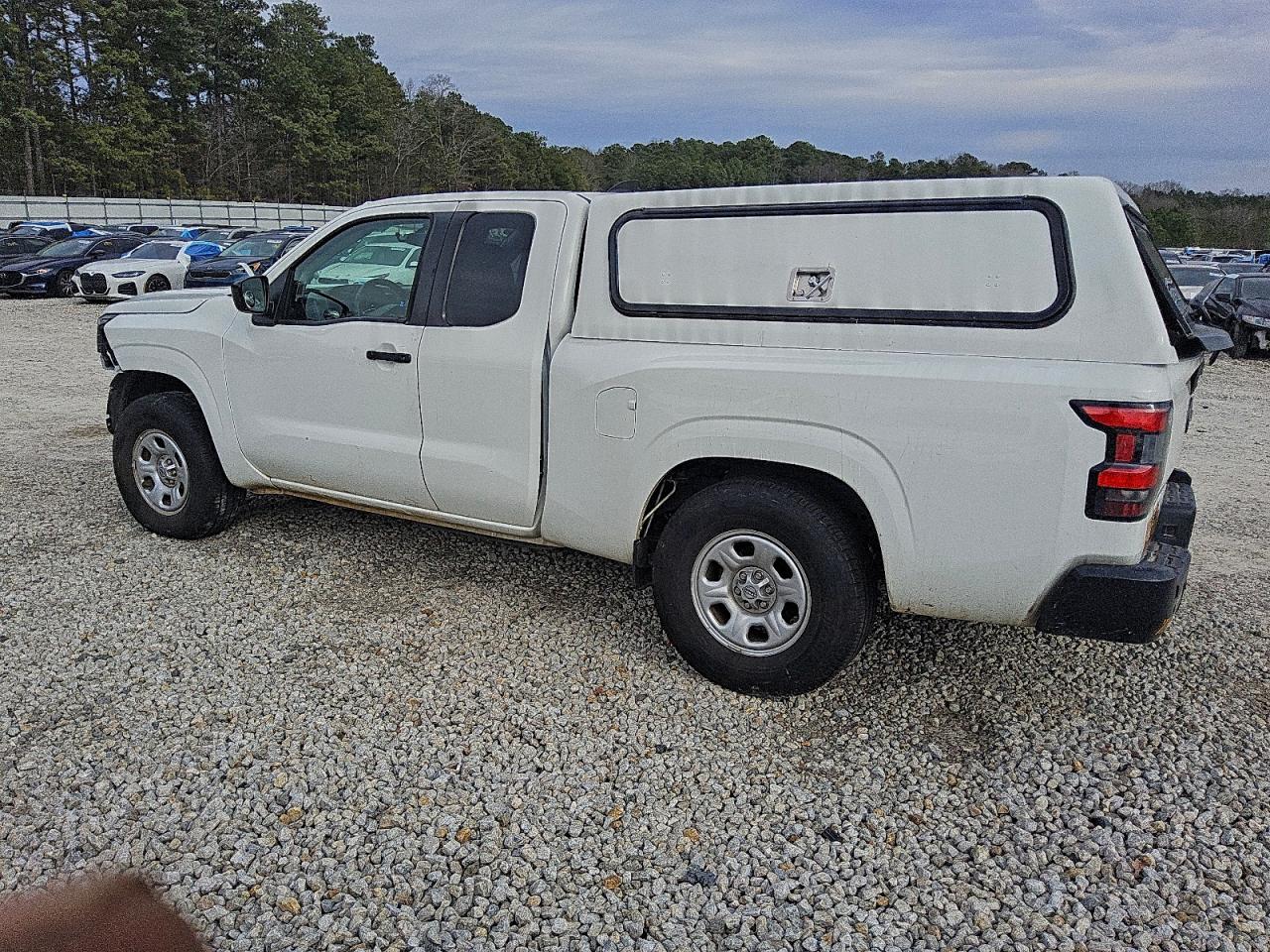 2024 NISSAN FRONTIER S photo 4