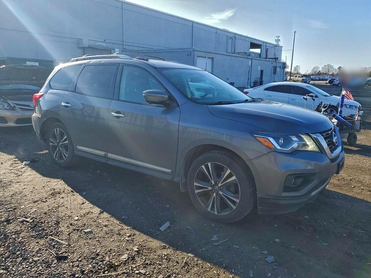 2017 NISSAN PATHFINDER S photo 4